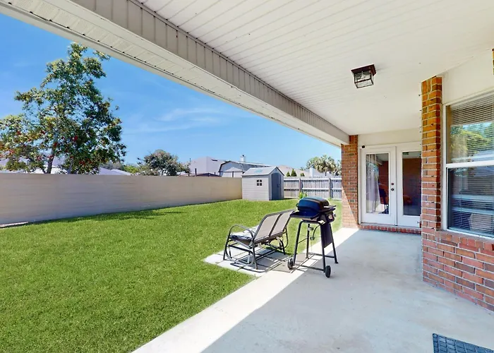 Gorgeous Pet Friendly Coastal With Plenty Of Space And Easy Access Holiday home