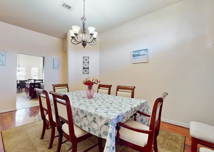 Gorgeous Pet Friendly Coastal With Plenty Of Space And Easy Access Holiday home
